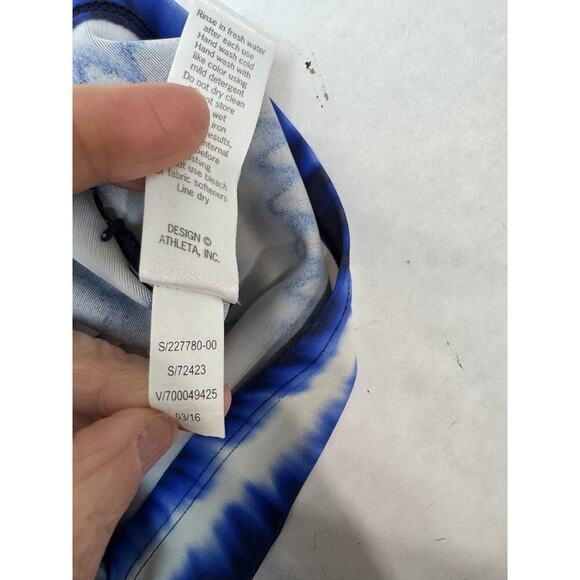 Athleta Del Mar Twister Tankini Top Size 32D /DD Blue White Criss Cross Back - Picture 6 of 8